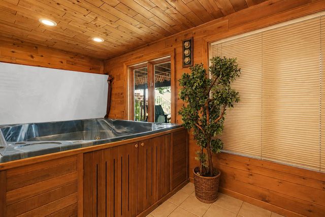 7596 Wadding Drive, Cambridge Twp, MI 49265