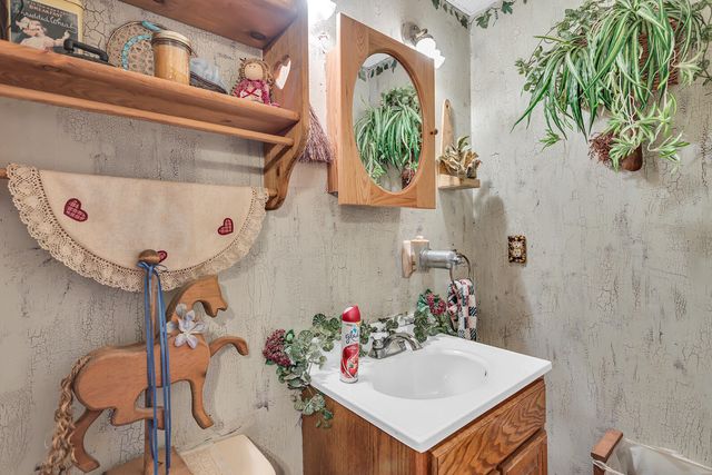 7596 Wadding Drive, Cambridge Twp, MI 49265