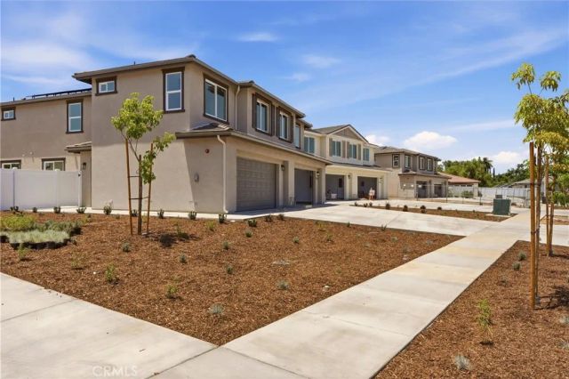 5816 Persepolis Ct, Riverside, CA 92505