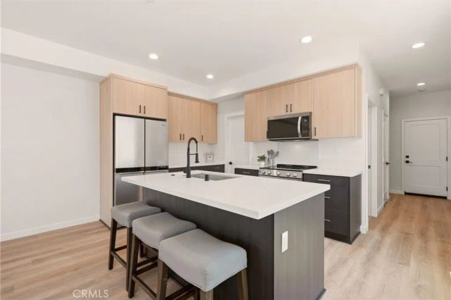5816 Persepolis Ct, Riverside, CA 92505