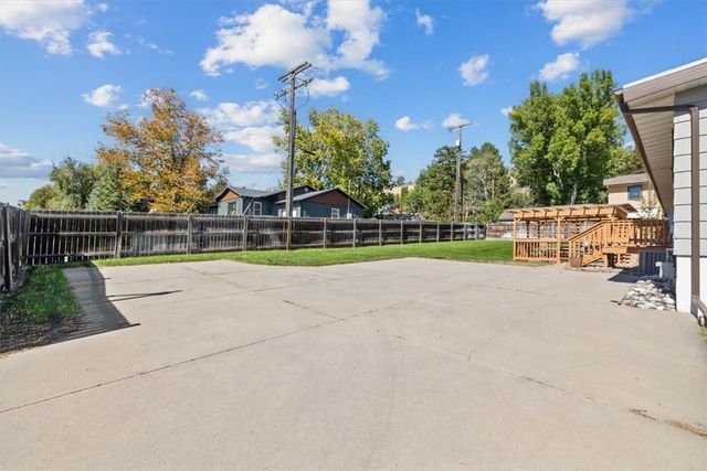 2902 Glenwood Lane, Billings, MT 59102