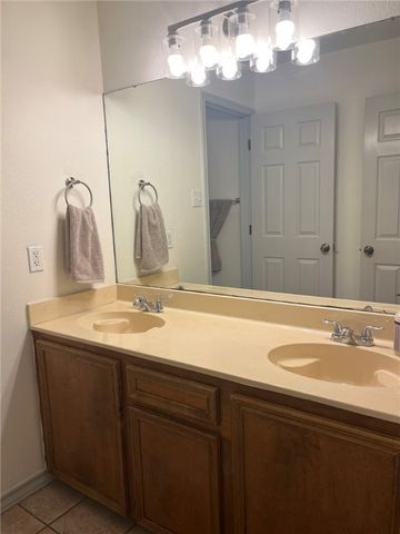 14729 Powell Dr, Corpus Christi, TX 78410