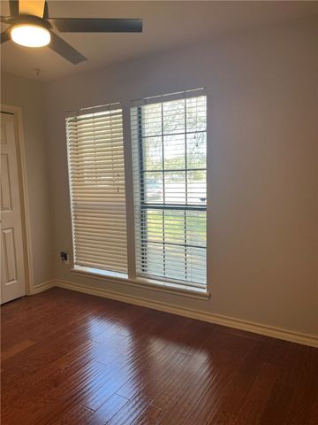 14729 Powell Dr, Corpus Christi, TX 78410