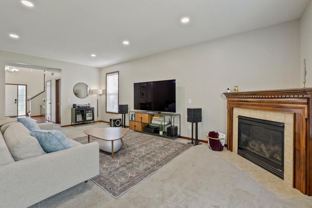 2321 Woodcrest Drive, Woodbury, MN 55129 — photo 5