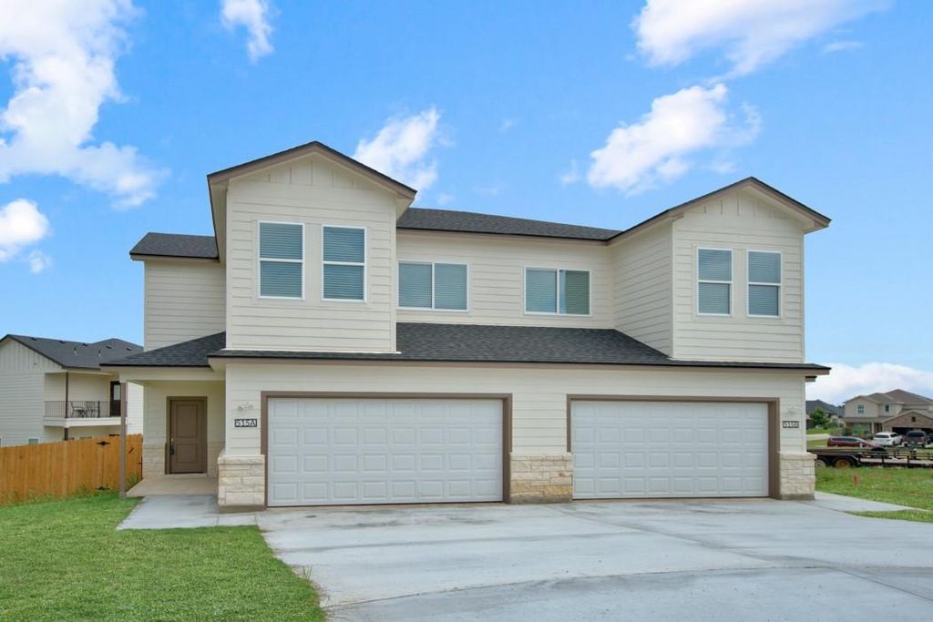 515 War Admiral DR A & B, Jarrell, TX 76537