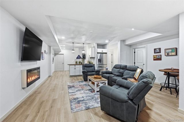 6769 S Old Hammer Court, Aurora, CO 80016