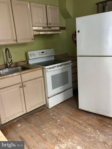 172 W LOUDEN ST, Philadelphia, PA 19120