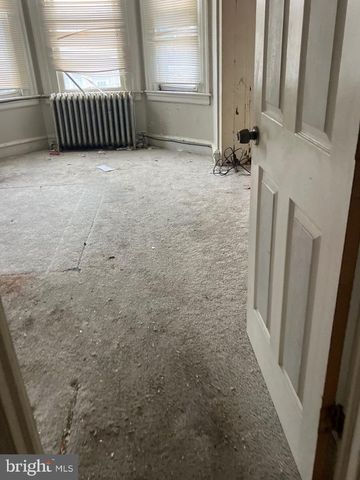 172 W LOUDEN ST, Philadelphia, PA 19120