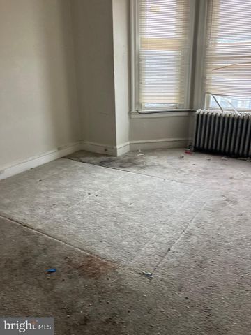 172 W LOUDEN ST, Philadelphia, PA 19120
