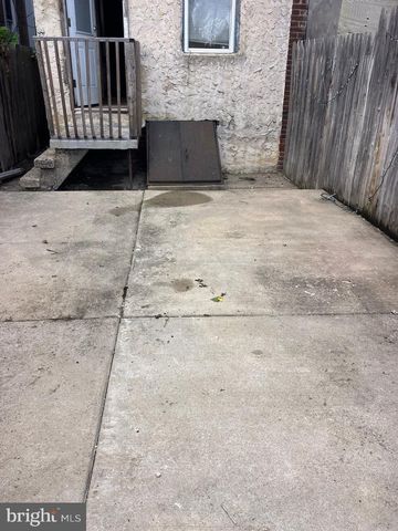 172 W LOUDEN ST, Philadelphia, PA 19120