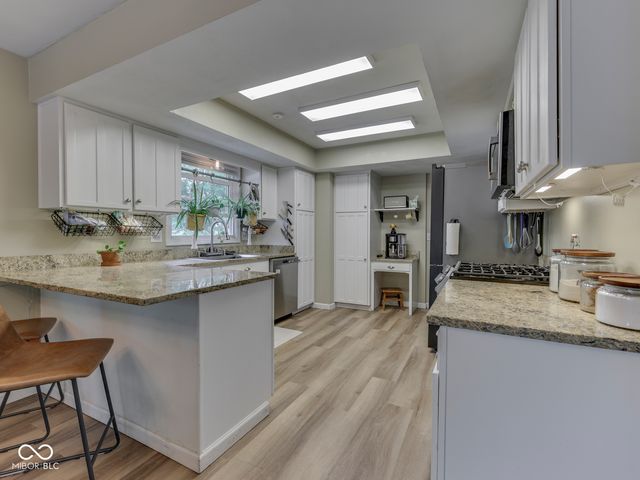 504 Oak Boulevard South Drive, Greenfield, IN 46140