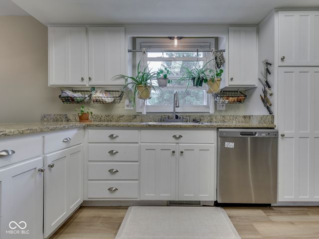 504 Oak Boulevard South Drive, Greenfield, IN 46140