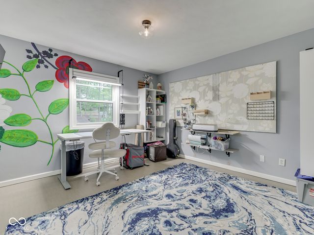 504 Oak Boulevard South Drive, Greenfield, IN 46140