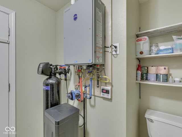 504 Oak Boulevard South Drive, Greenfield, IN 46140