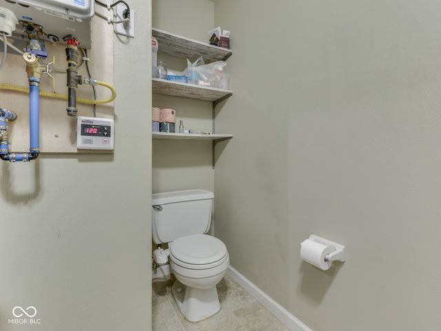 504 Oak Boulevard South Drive, Greenfield, IN 46140