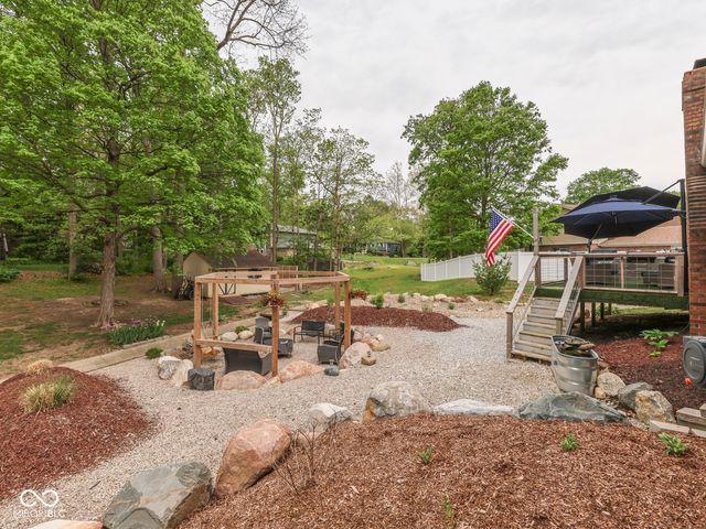 504 Oak Boulevard South Drive, Greenfield, IN 46140