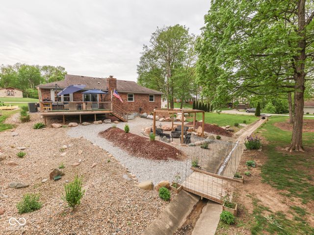 504 Oak Boulevard South Drive, Greenfield, IN 46140