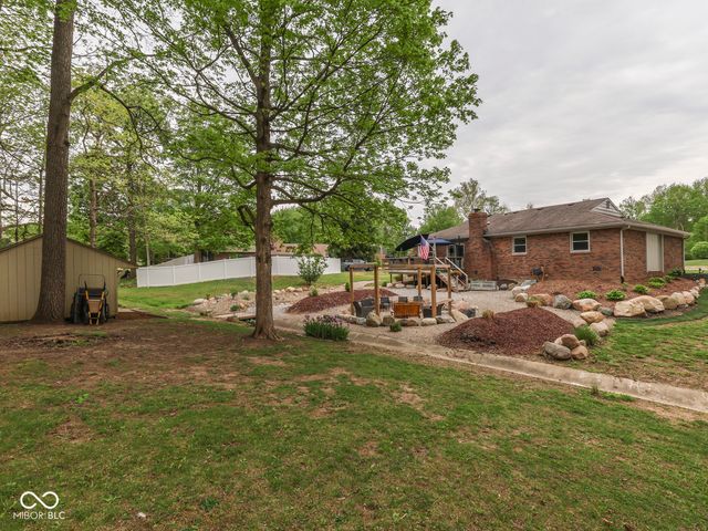 504 Oak Boulevard South Drive, Greenfield, IN 46140