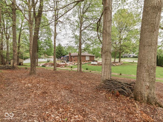 504 Oak Boulevard South Drive, Greenfield, IN 46140