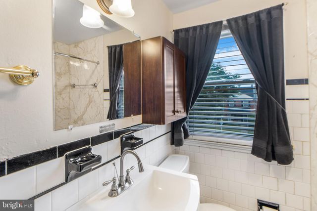 1903 HEATHFIELD RD, Baltimore, MD 21239