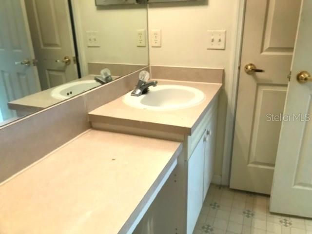 825 WASHINGTON PALM LOOP Lockout Unit B, Davenport, FL 33897