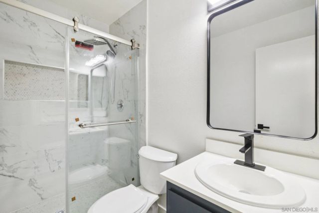 1225 N Broadway 29, Escondido, CA 92026