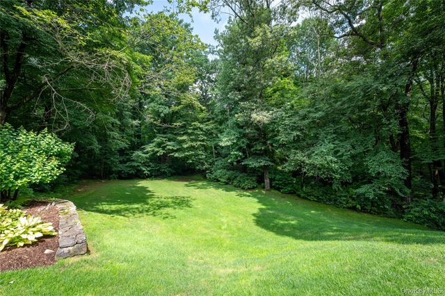 55 Old Logging Road, Bedford, NY 10506