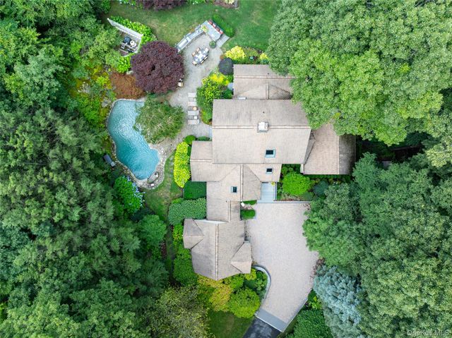 55 Old Logging Road, Bedford, NY 10506