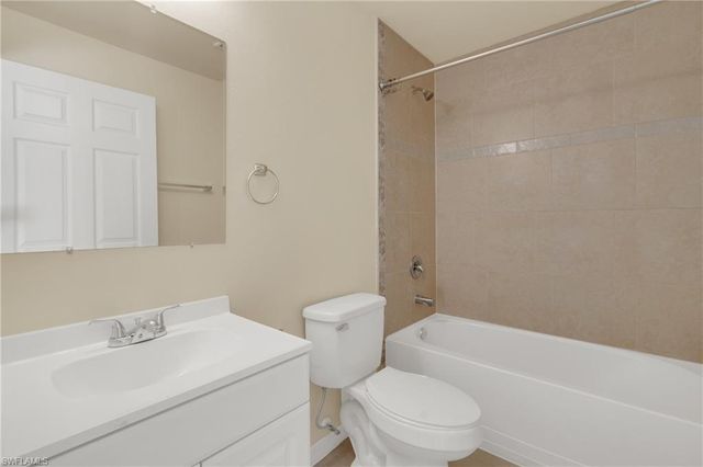 4623 SW 7th PL, Cape Coral, FL 33914