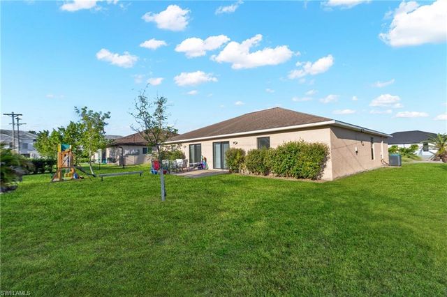 4623 SW 7th PL, Cape Coral, FL 33914