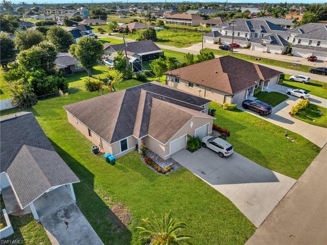 4623 SW 7th PL, Cape Coral, FL 33914