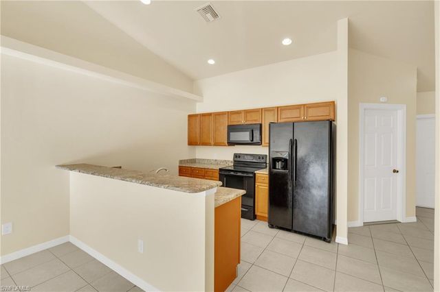 4623 SW 7th PL, Cape Coral, FL 33914