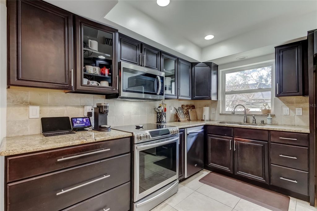 Image 14 of property listing at 1204 SAN DOMINGO COURT, Clearwater, FL 33759