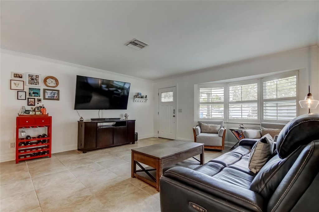 Image 5 of property listing at 1204 SAN DOMINGO COURT, Clearwater, FL 33759