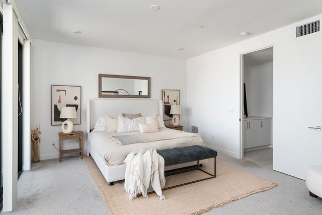 318 Huddle Springs Way, Palm Springs, CA 92264