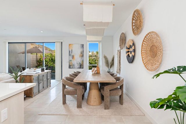 318 Huddle Springs Way, Palm Springs, CA 92264