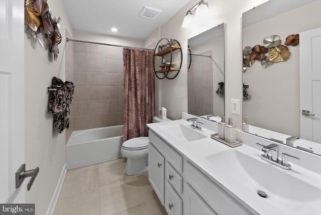 434 BAKER FARM DR, Middletown, DE 19709