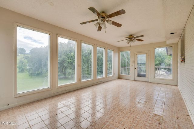 1556 Mill Creek Road, Fall Branch, TN 37656