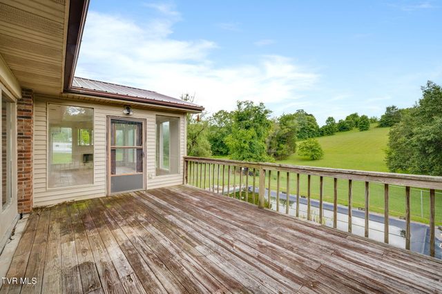 1556 Mill Creek Road, Fall Branch, TN 37656