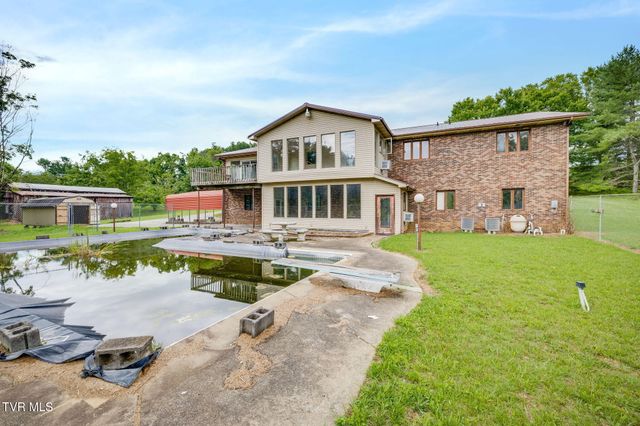 1556 Mill Creek Road, Fall Branch, TN 37656