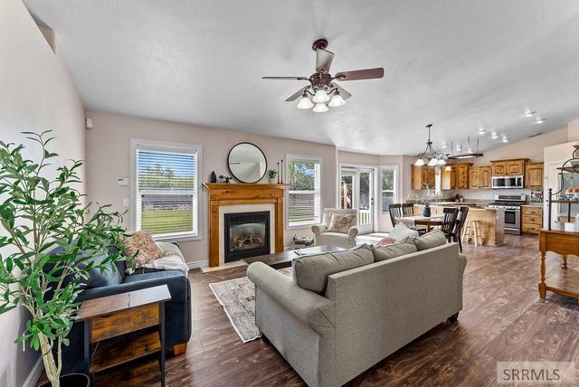 5555 S Veil Drive, Idaho Falls, ID 83406