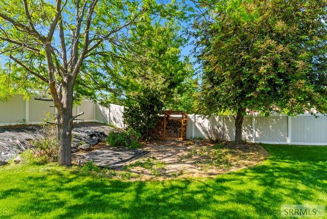 5555 S Veil Drive, Idaho Falls, ID 83406