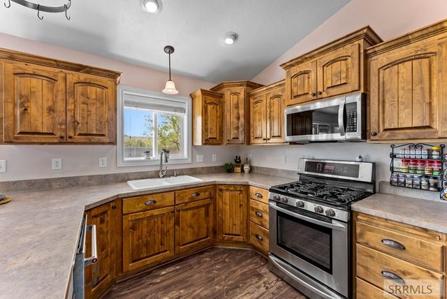 5555 S Veil Drive, Idaho Falls, ID 83406