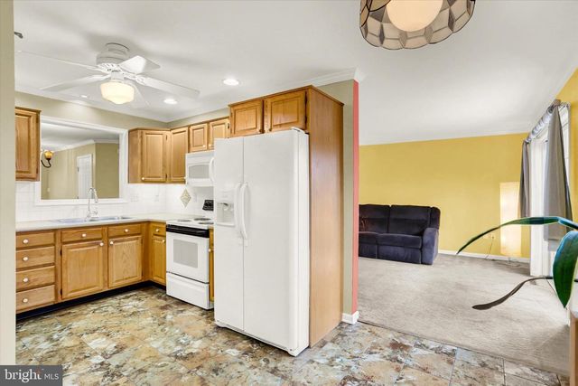 1442 MAPLEWOOD DR, New Cumberland, PA 17070