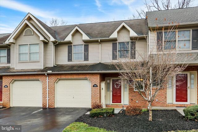 1442 MAPLEWOOD DR, New Cumberland, PA 17070