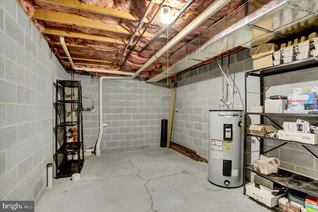 1442 MAPLEWOOD DR, New Cumberland, PA 17070