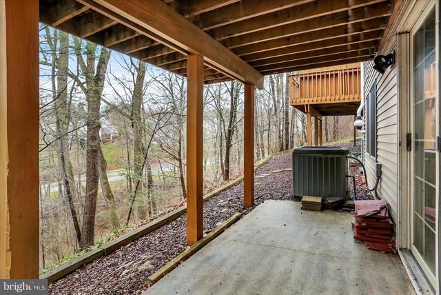 1442 MAPLEWOOD DR, New Cumberland, PA 17070