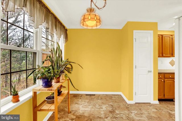 1442 MAPLEWOOD DR, New Cumberland, PA 17070