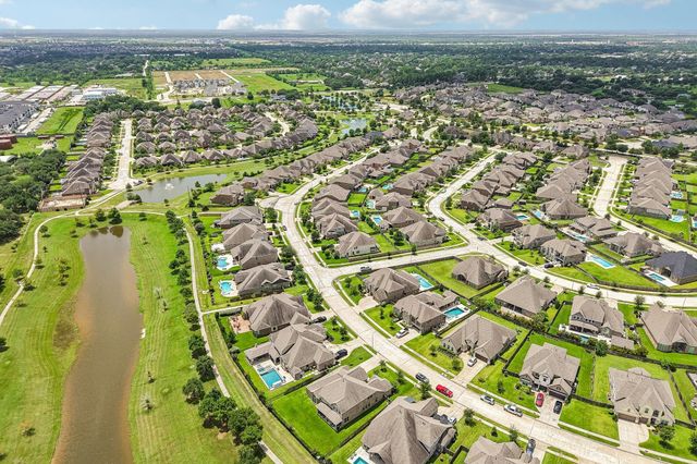 16810 Harbor Falls Drive, Cypress, TX 77433