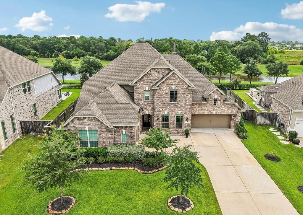 16810 Harbor Falls Drive, Cypress, TX 77433